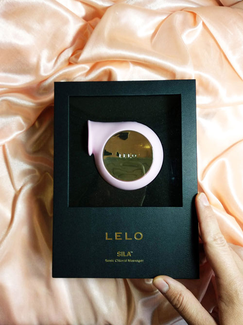 LELO Sila luxusný vibrátor pre ženy unboxing