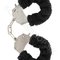 plysove eroticke puta toyjoy furry fun cuffs black čierne 4